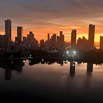 Hermoso apartamento con vista en el laguito