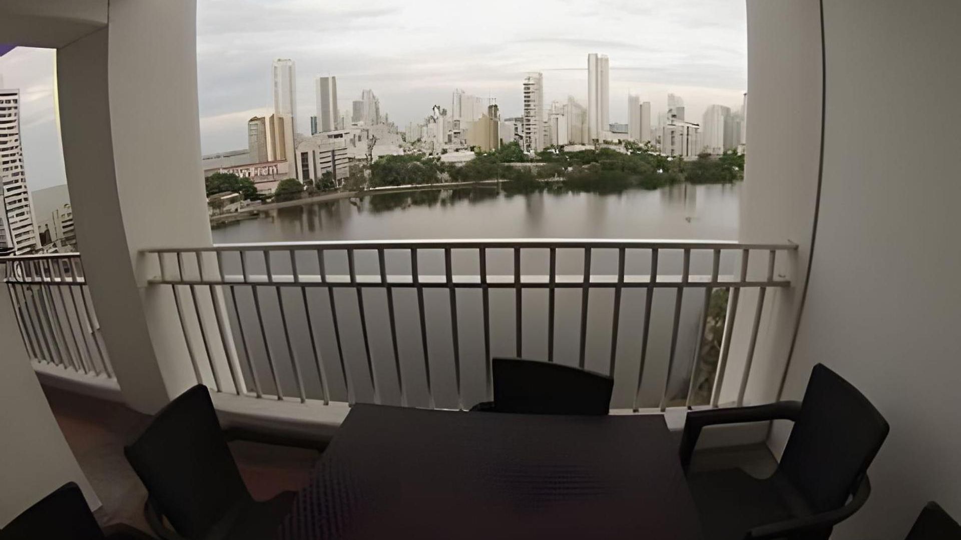 Apartamento Hermoso Con Vista En El Laguito