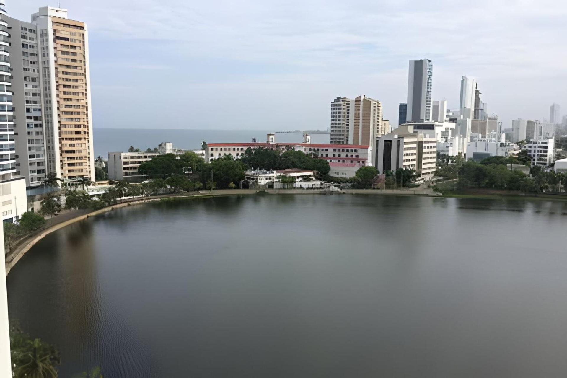 Hermoso Con Vista En El Laguito Apartamento